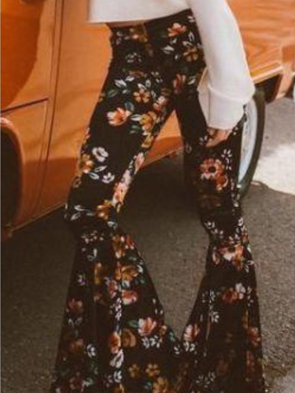 Free People Sunflower Print Flare Jeans Boho Festival Bell Bottoms W28 - Picture 5 of 5